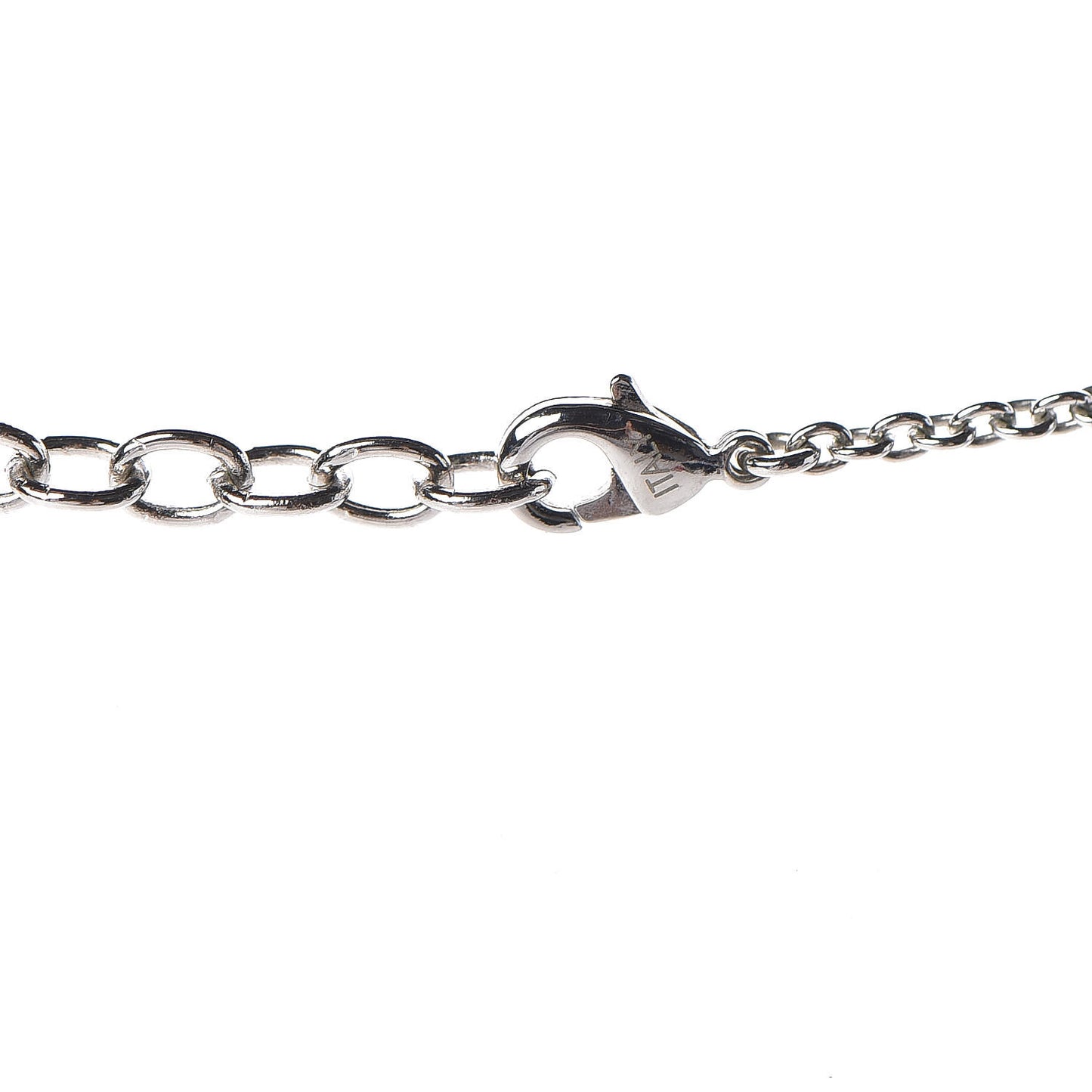 Essential V Necklace Silver