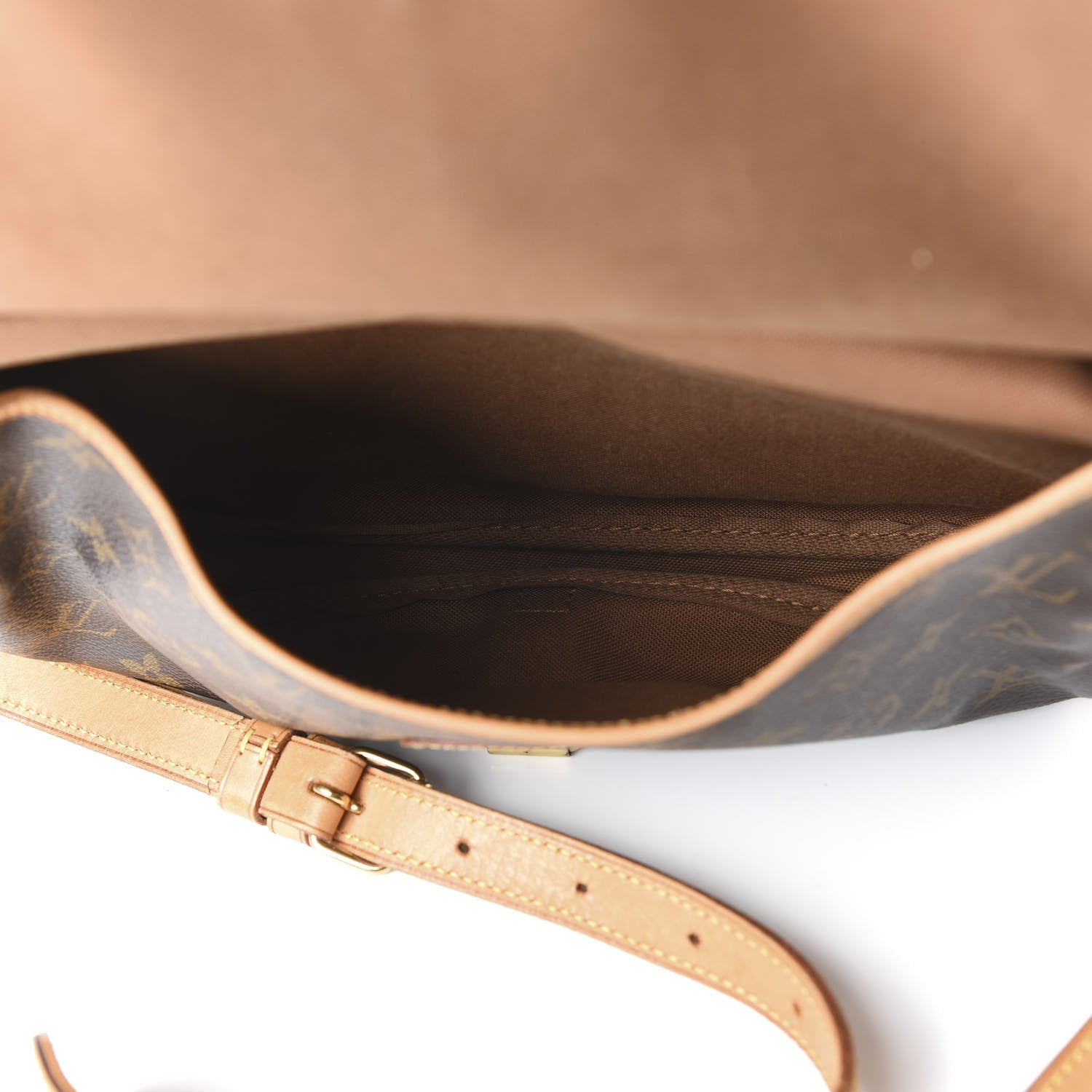Louis Vuitton Monogram Saumur 30 4 of 12