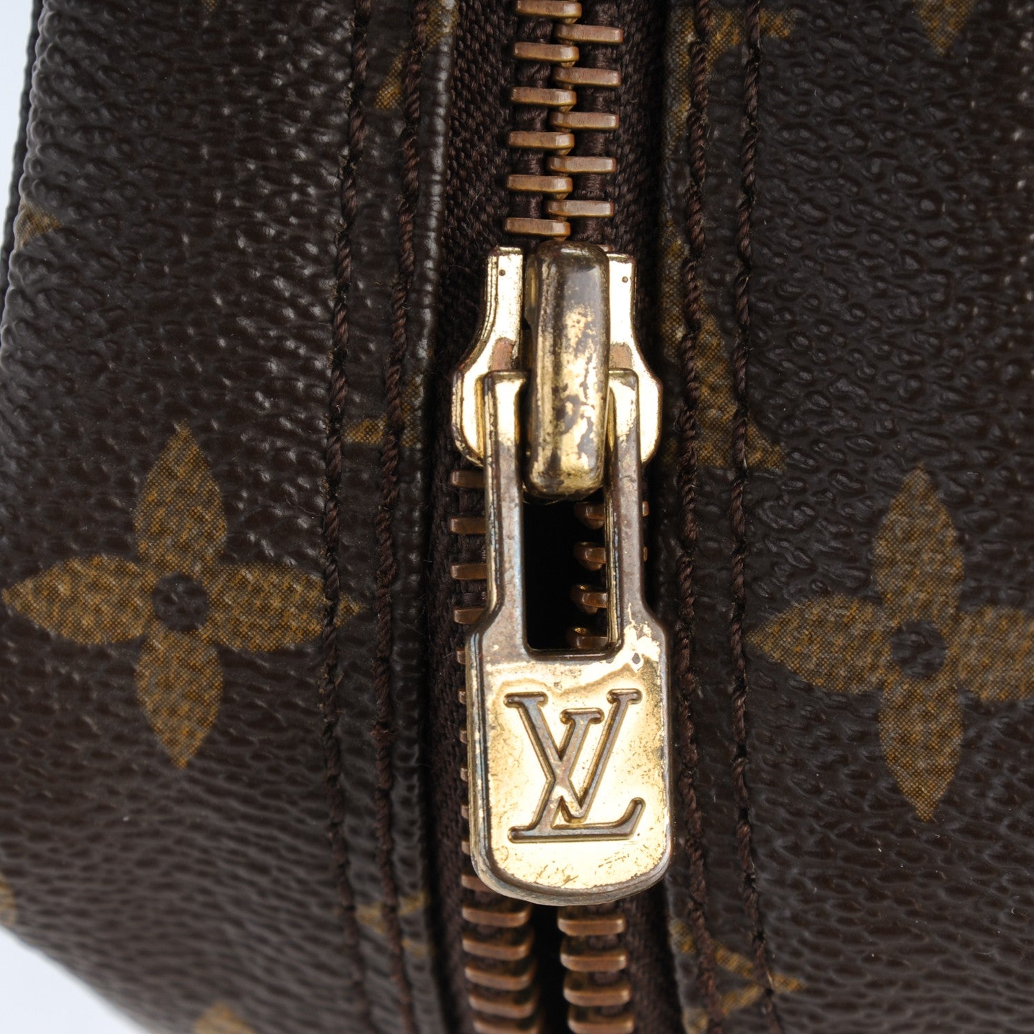 Louis Vuitton Monogram Trousse Toilette 23 9 of 9