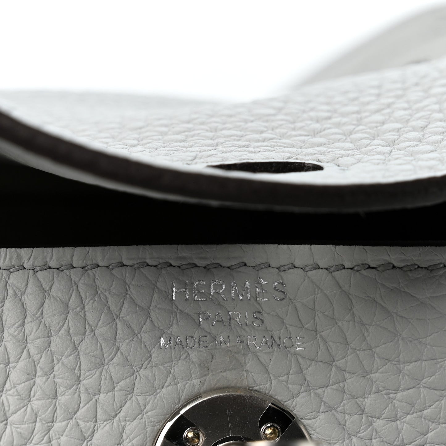 Taurillon Clemence Mini Lindy 20 Bleu Pale