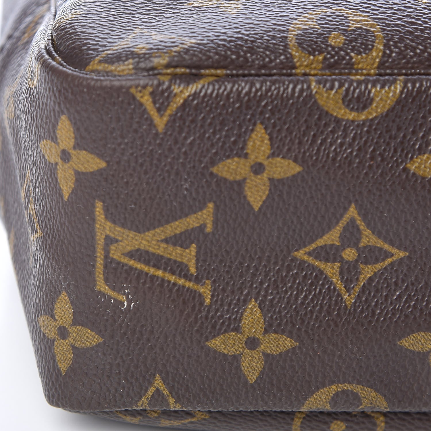 Louis Vuitton Monogram Trousse Toilette 28 13 of 14