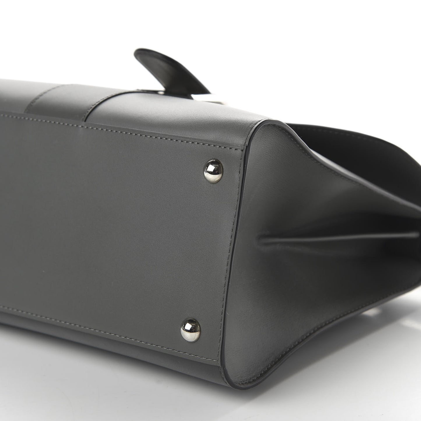 Box Calfskin Brillant MM Satchel Dark Grey