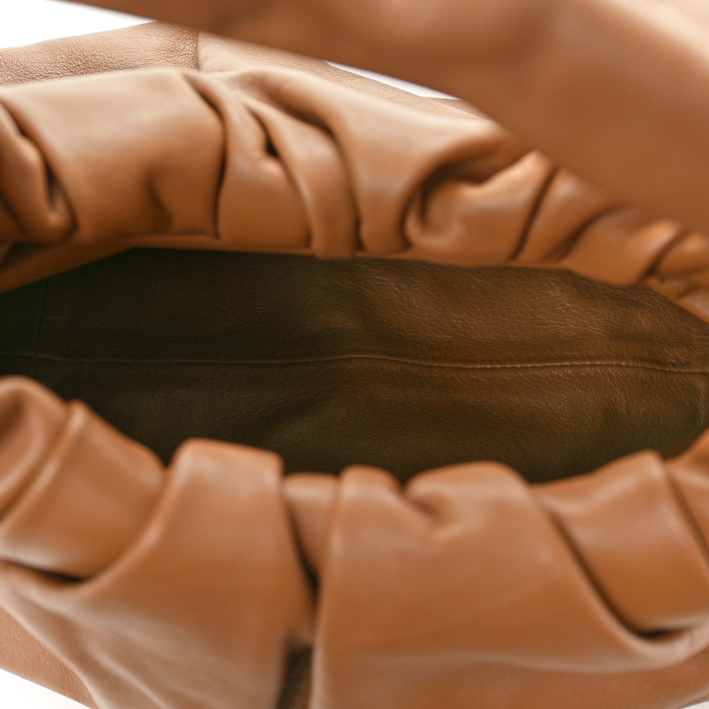 Smooth Butter Calfskin Small The Shoulder Pouch Cammello