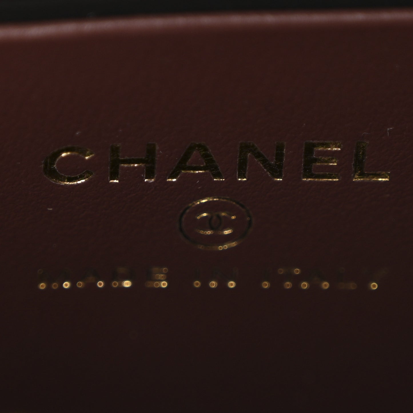 Caviar Quilted Vertical Flap With Chain Black