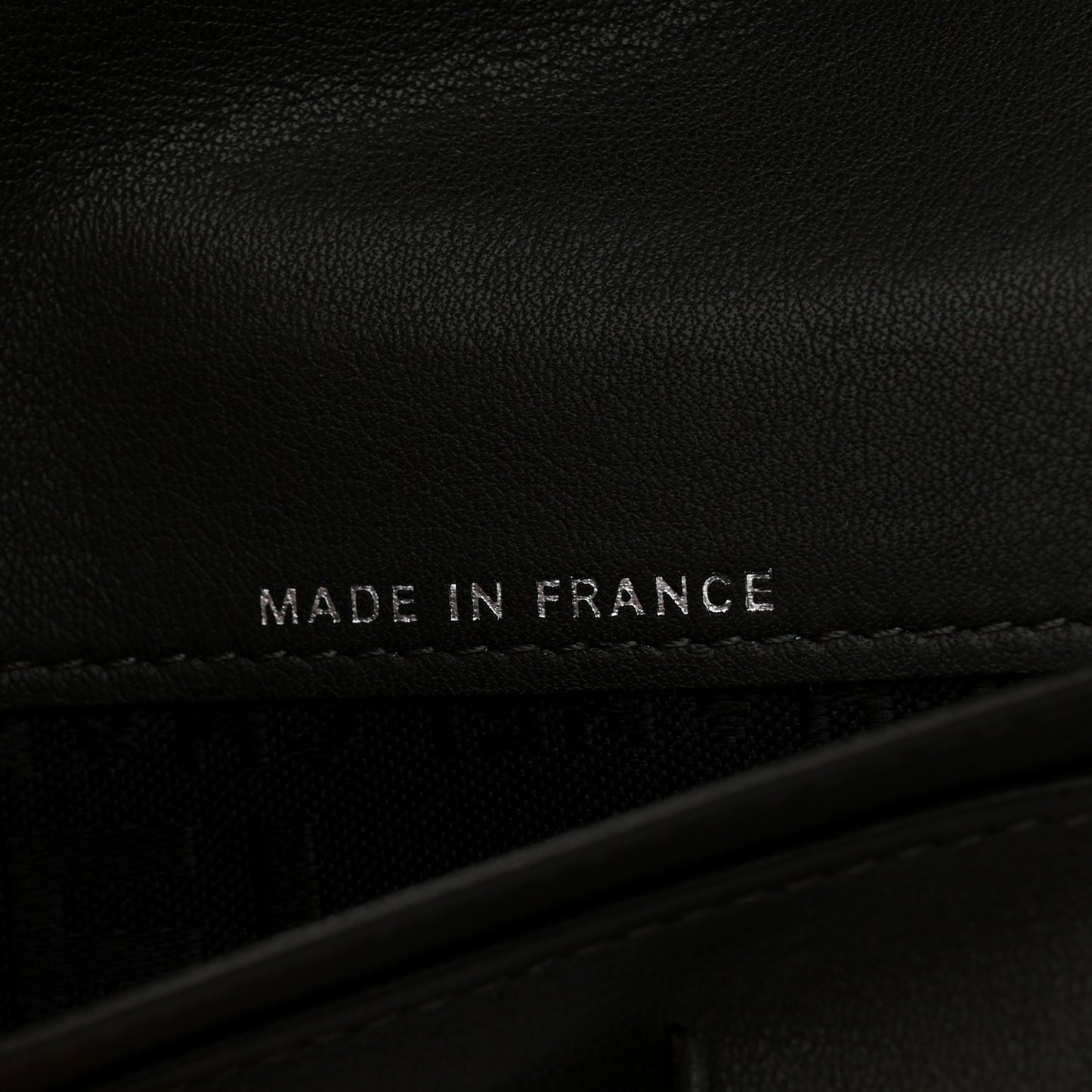 Grained Patent CC Yen Wallet Brown