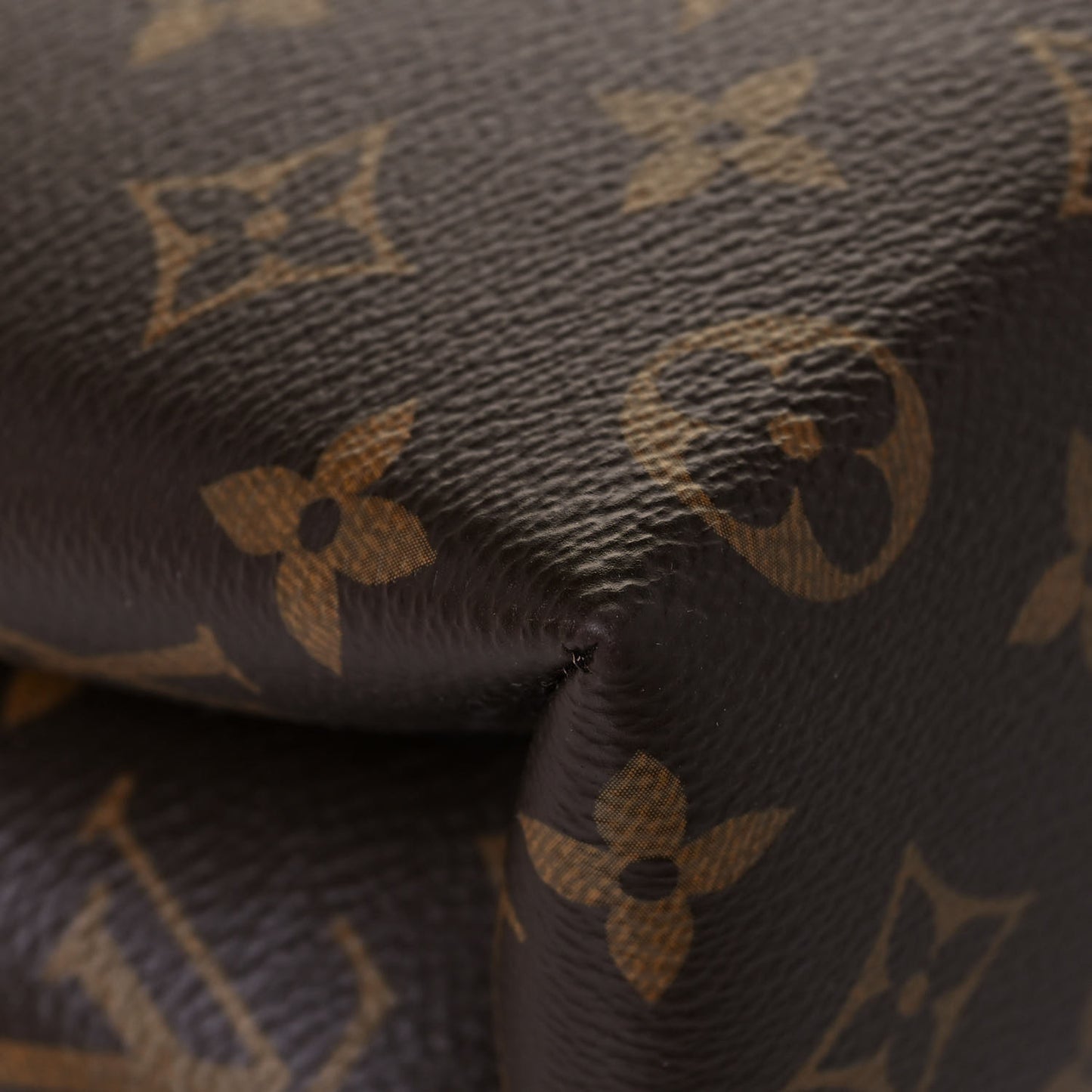 Monogram Locky BB Coquelicot