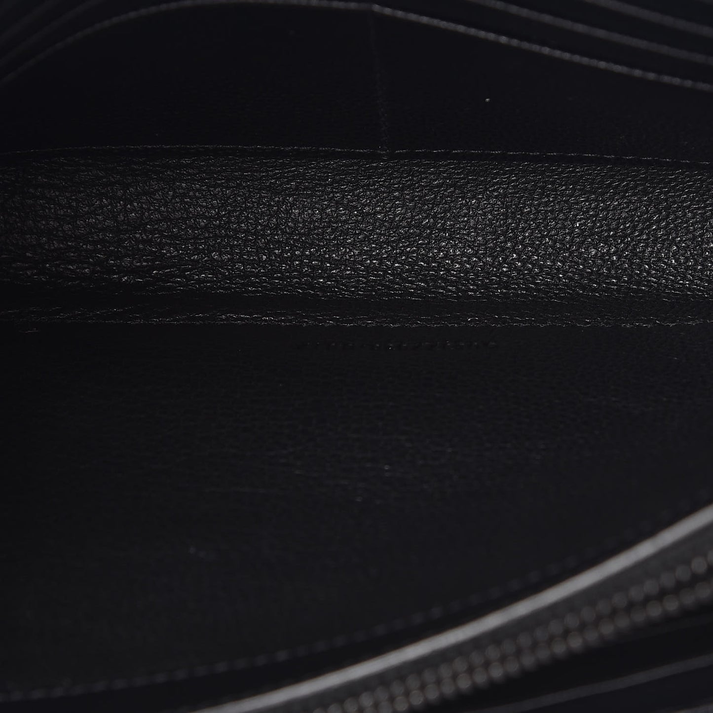 Grain De Poudre Matelasse Chevron Monogram Chain Wallet Black
