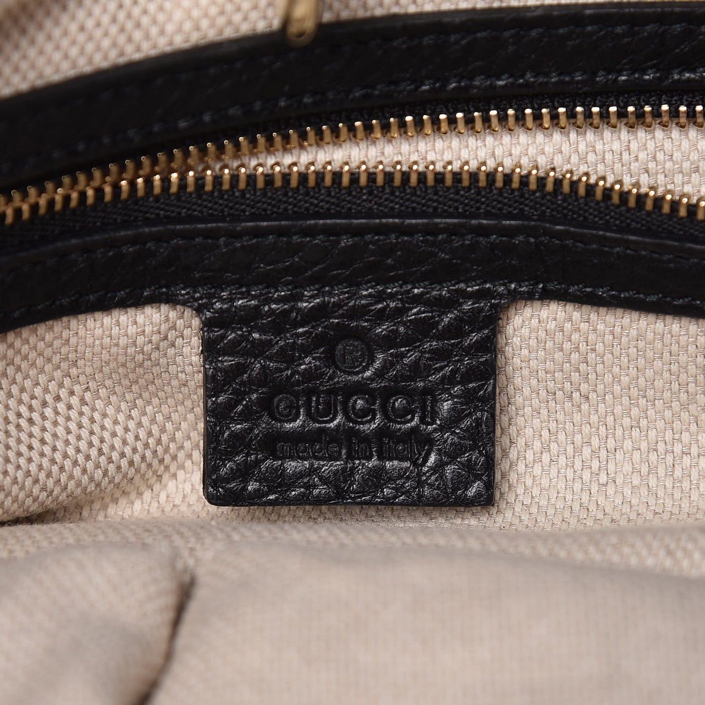 Pebbled Calfskin Large Soho Chain Shoulder Bag Black
