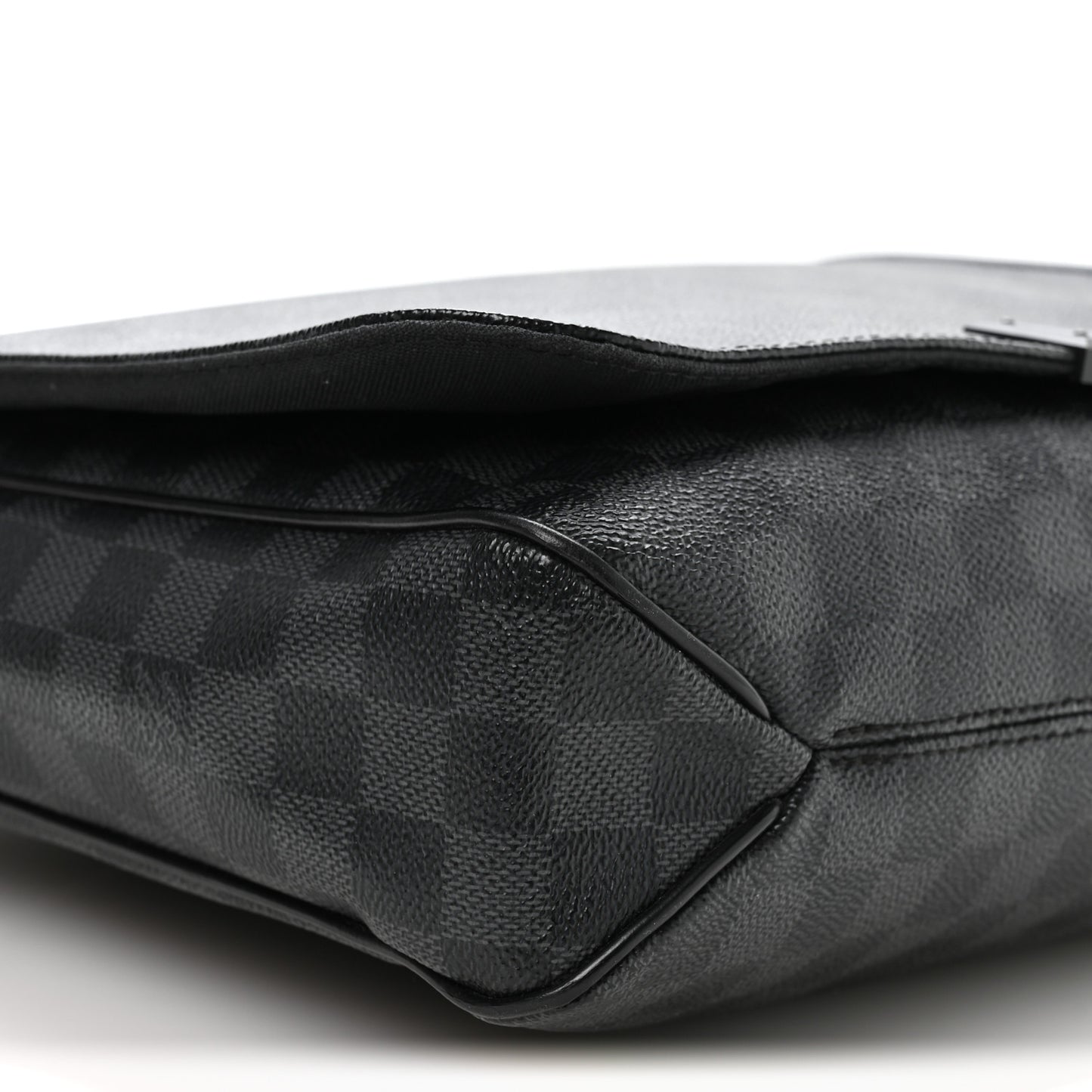 Damier Graphite District MM