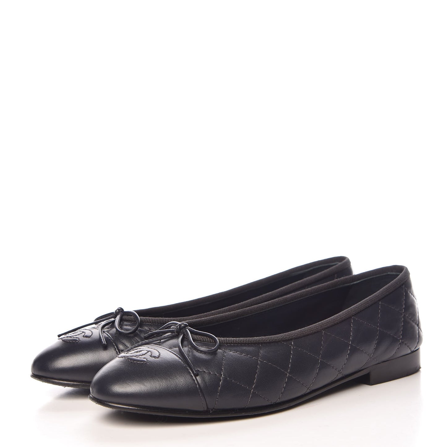 Lambskin Quilted CC Cap Toe Ballerina Flats 37.5 Navy