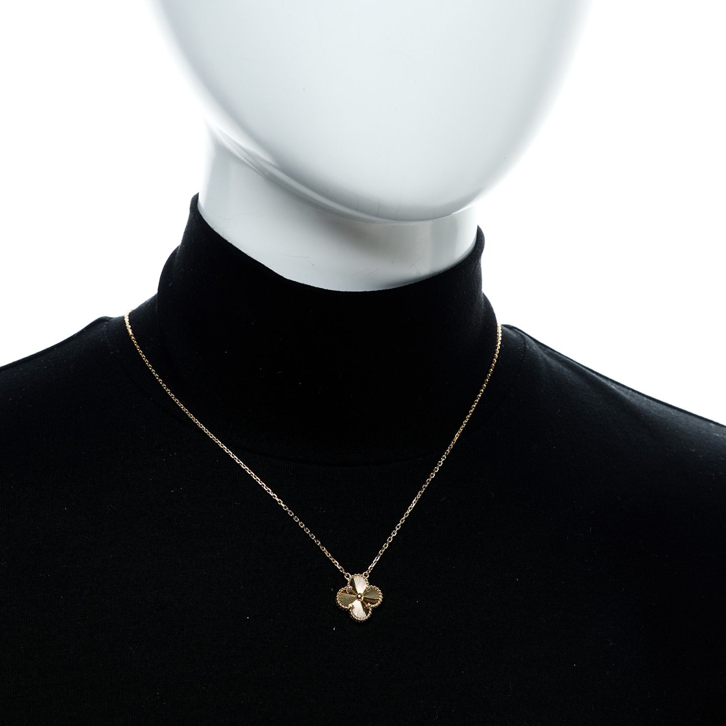18K Yellow Gold Guilloché Vintage Alhambra Pendant Necklace