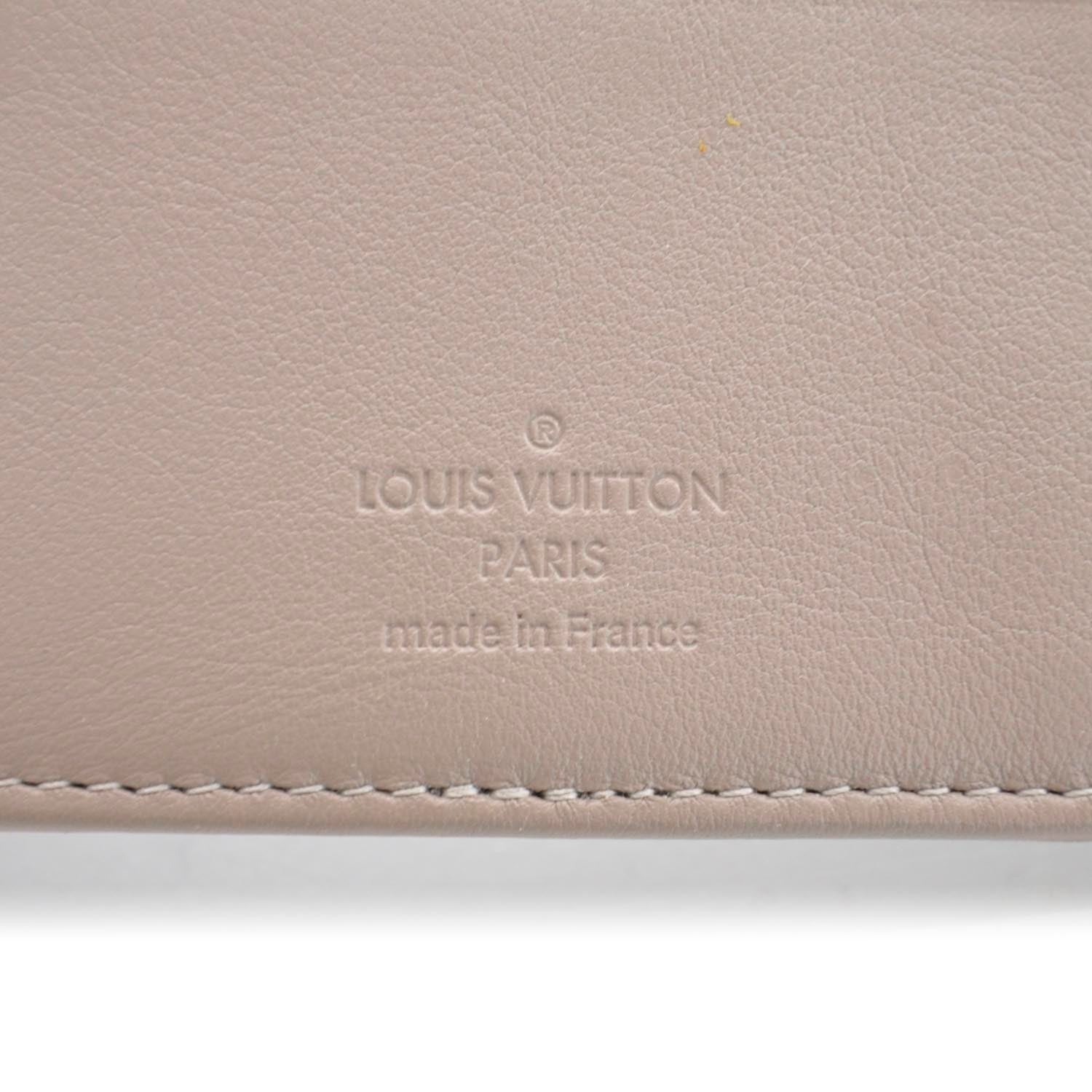 Louis Vuitton Mahina Amelia Wallet Poudre 7 of 8