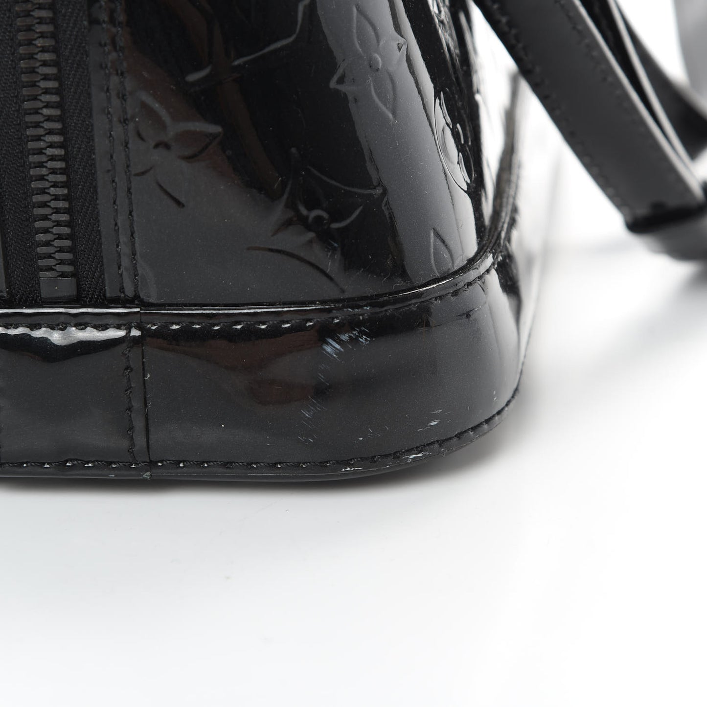 Vernis Alma PM Noir Magnetique