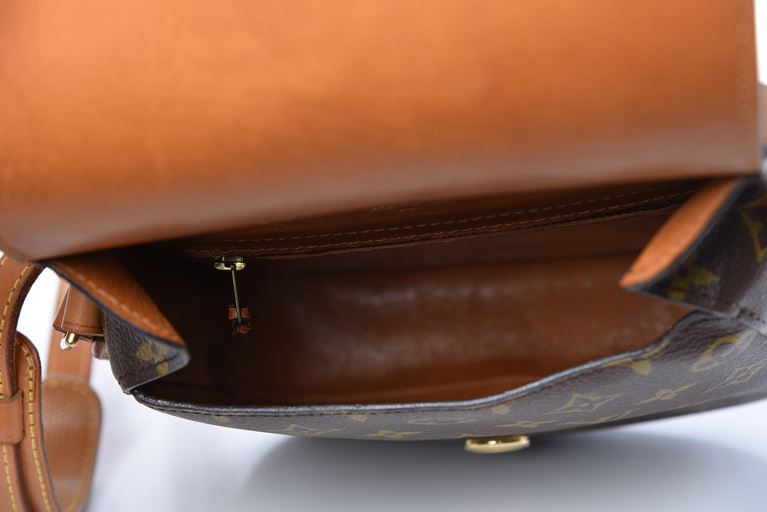 Louis Vuitton Monogram Saint Cloud MM 5 of 13