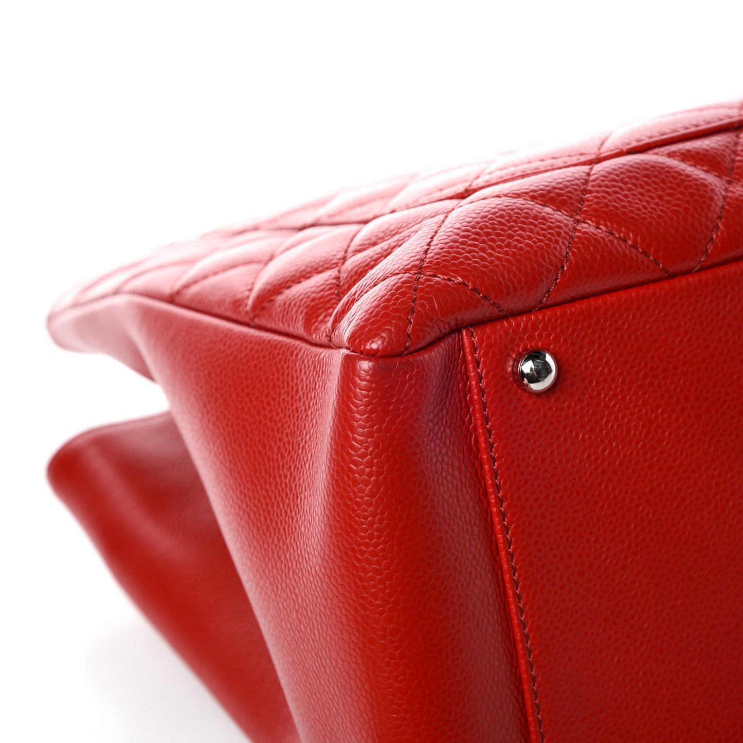 Caviar Quilted XL Grand Shopping Tote GST Red