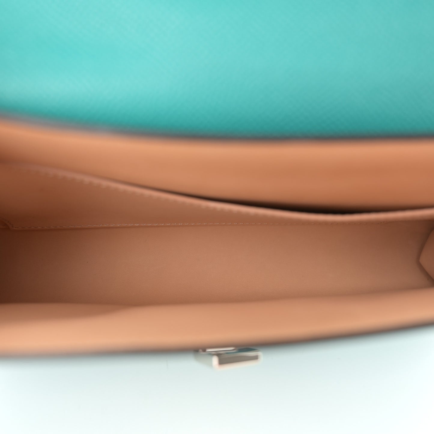 Carat Calfskin Gabrielle Clutch Turquoise
