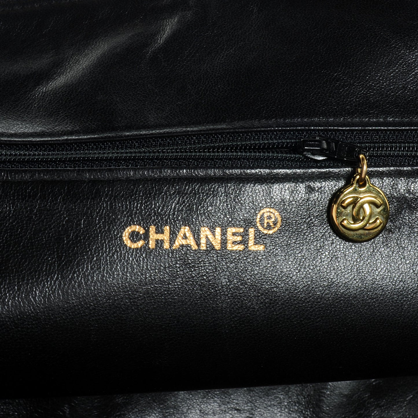 Caviar CC Shoulder Bag Black