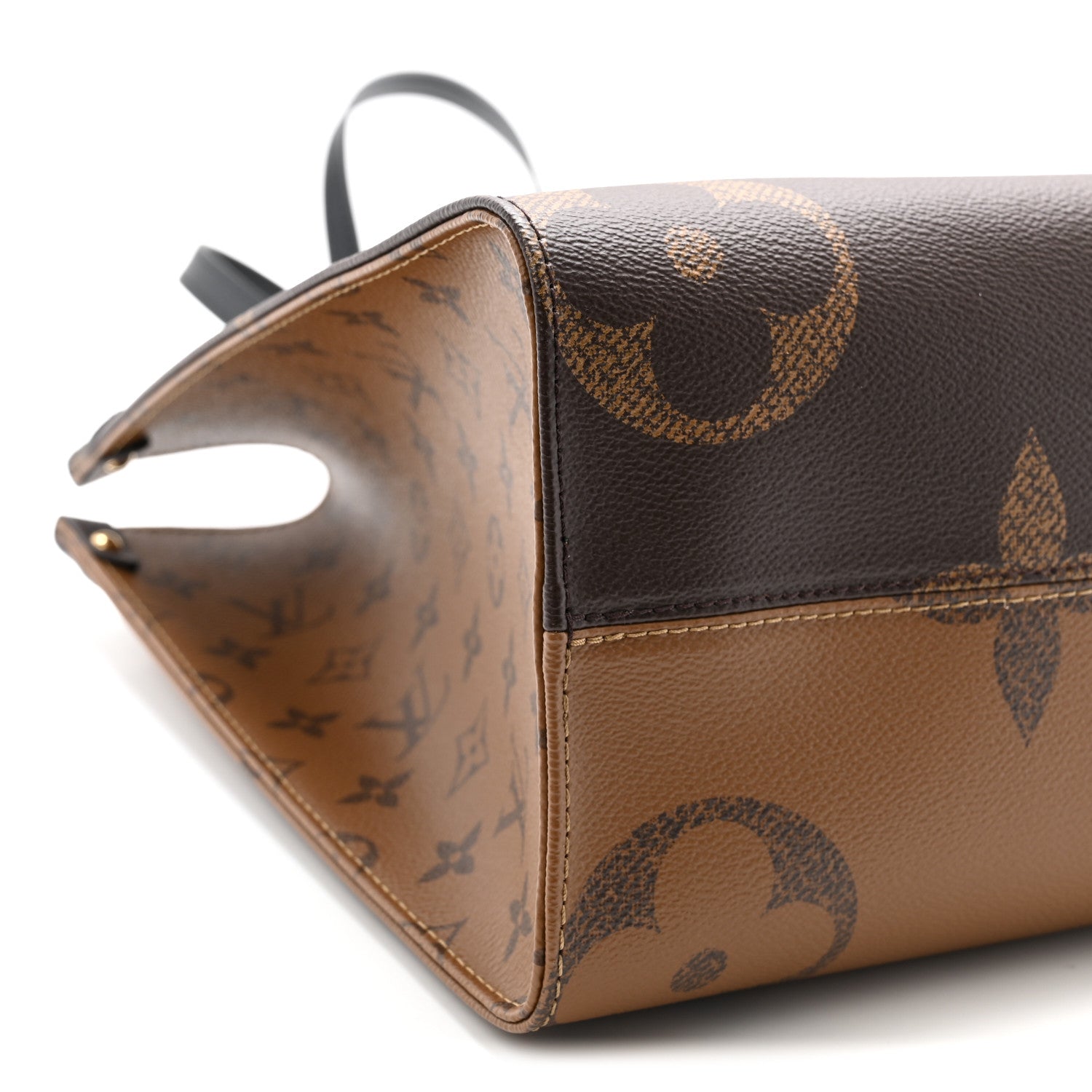 Louis Vuitton Reverse Monogram Giant Onthego MM 8 of 9