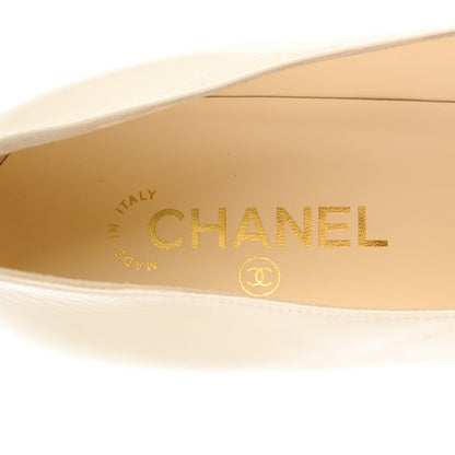 Chanel Patent Calfskin CC Cap Toe Low Heel Pumps 40.5 White Black 6 of 8