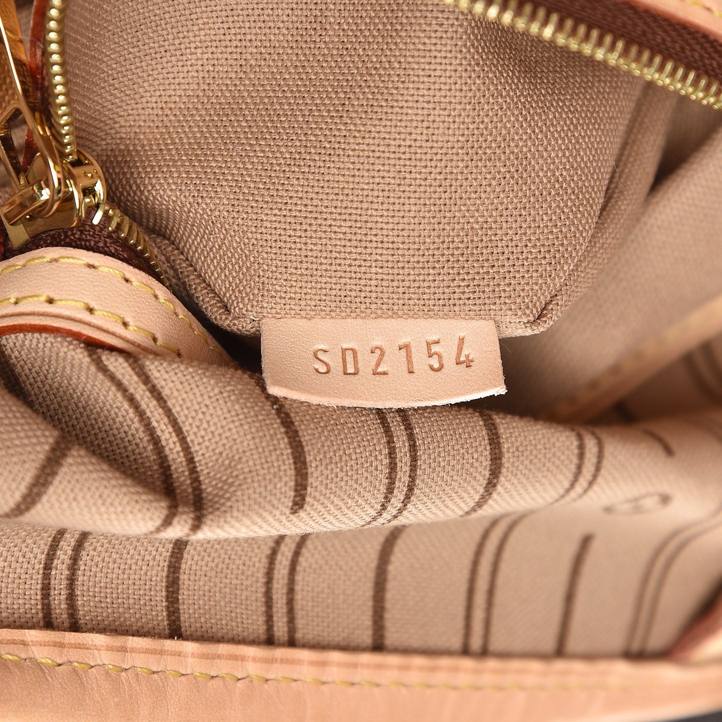 Monogram Delightful MM