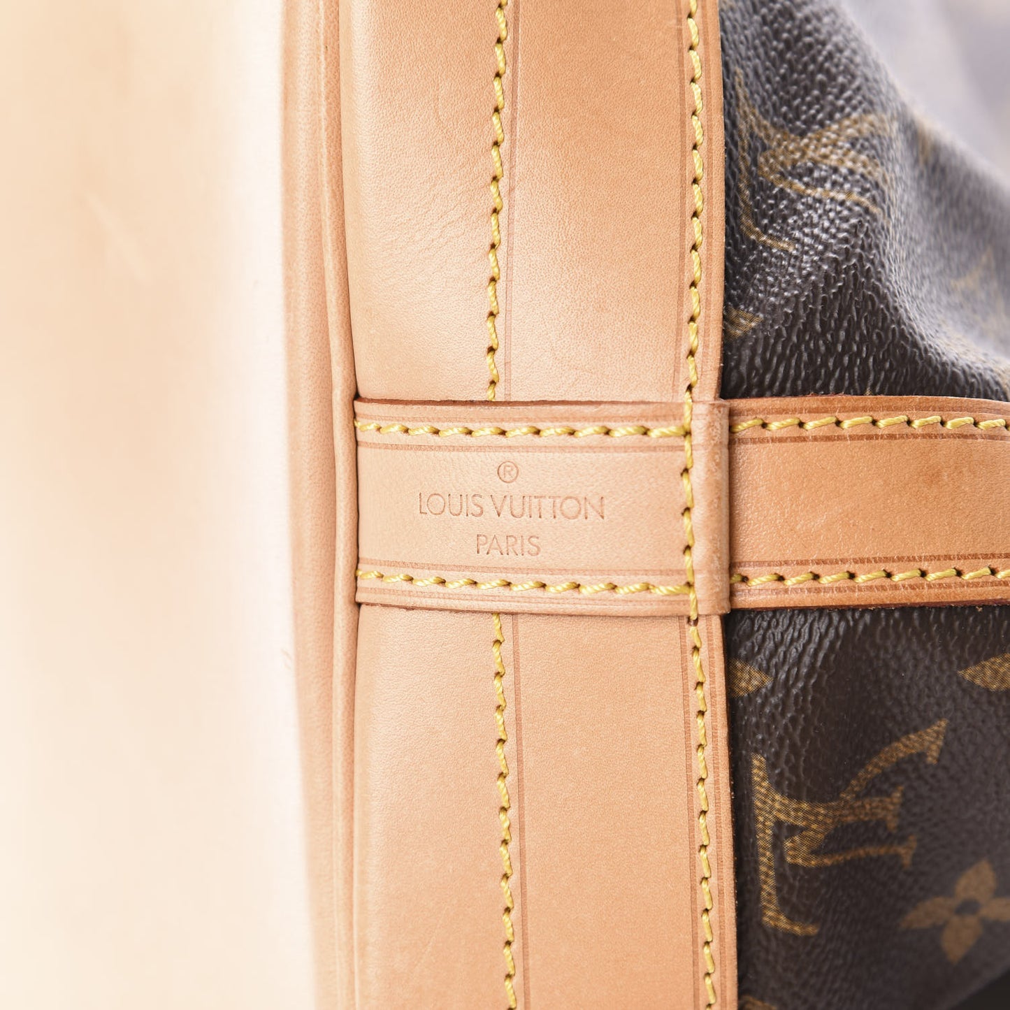Monogram Noe