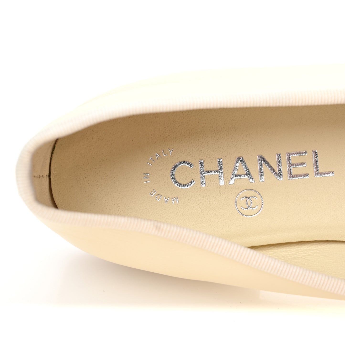 Calfskin Grosgrain Cap Toe CC Ballerina Flats 39.5 Ivory Black