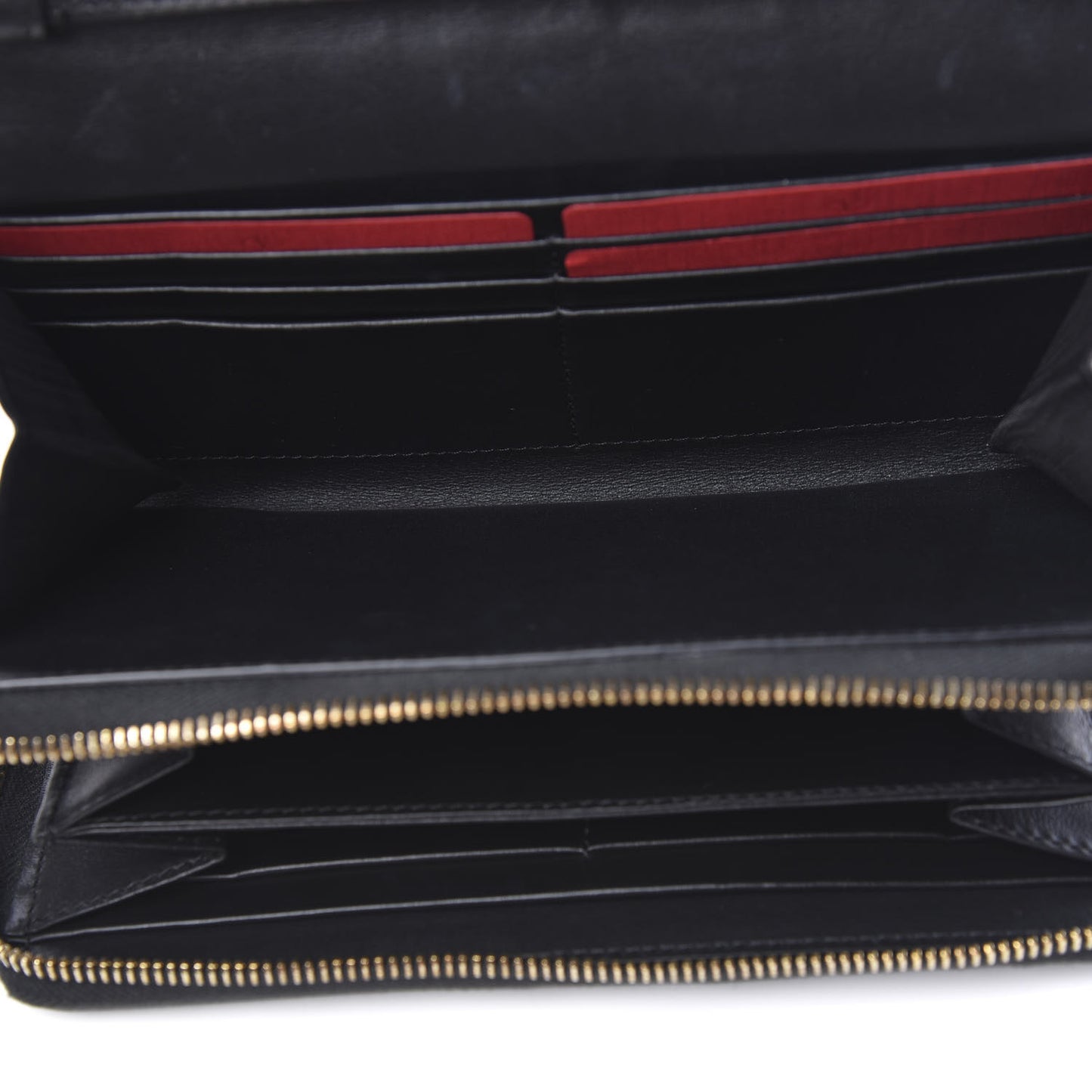 Vitello Rockstud Carry Secrets Continental Wallet On Chain Black