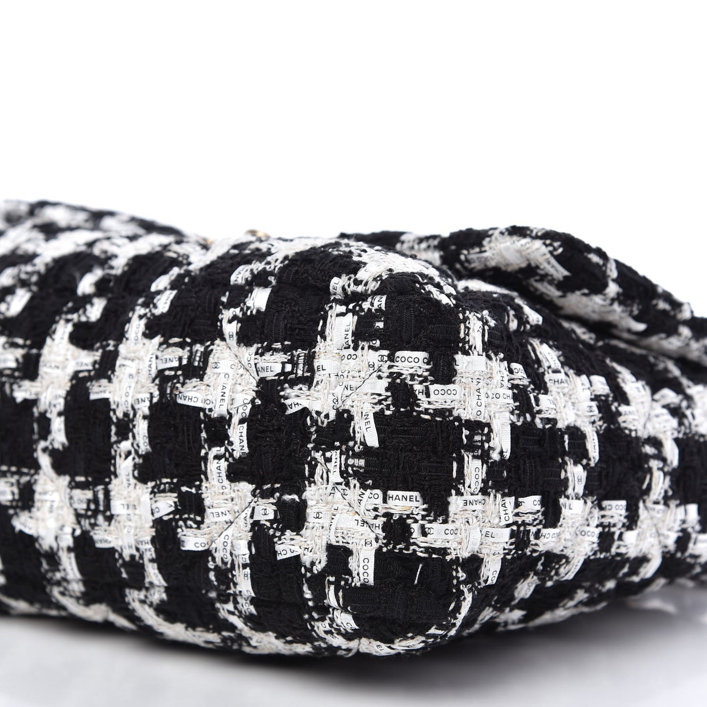 Tweed Quilted Large 19 Flap Black Ecru White