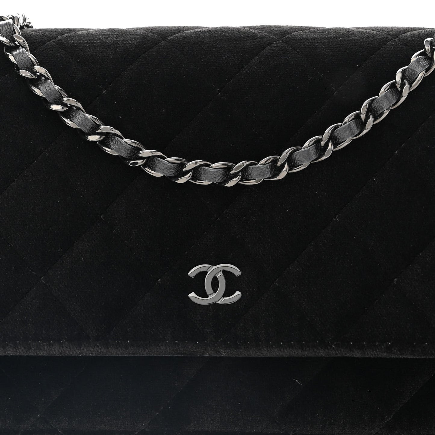 Velvet Quilted Wallet On Chain WOC Black