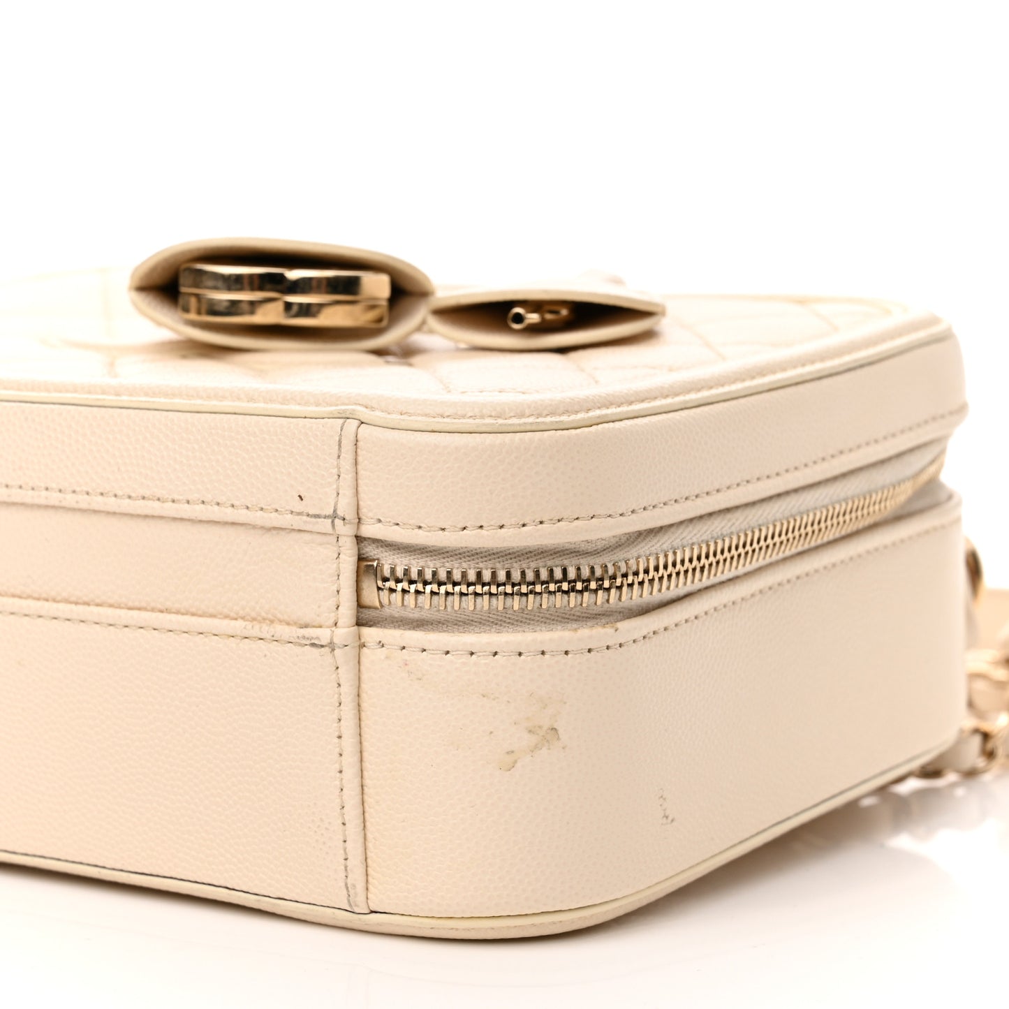 Caviar Quilted Medium CC Filigree Vanity Case Light Beige