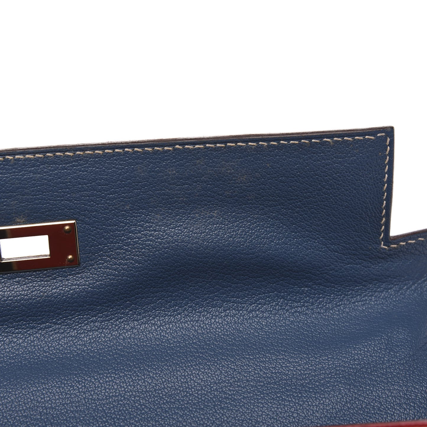 Epsom Kelly Retourne 32 Rouge Casaque