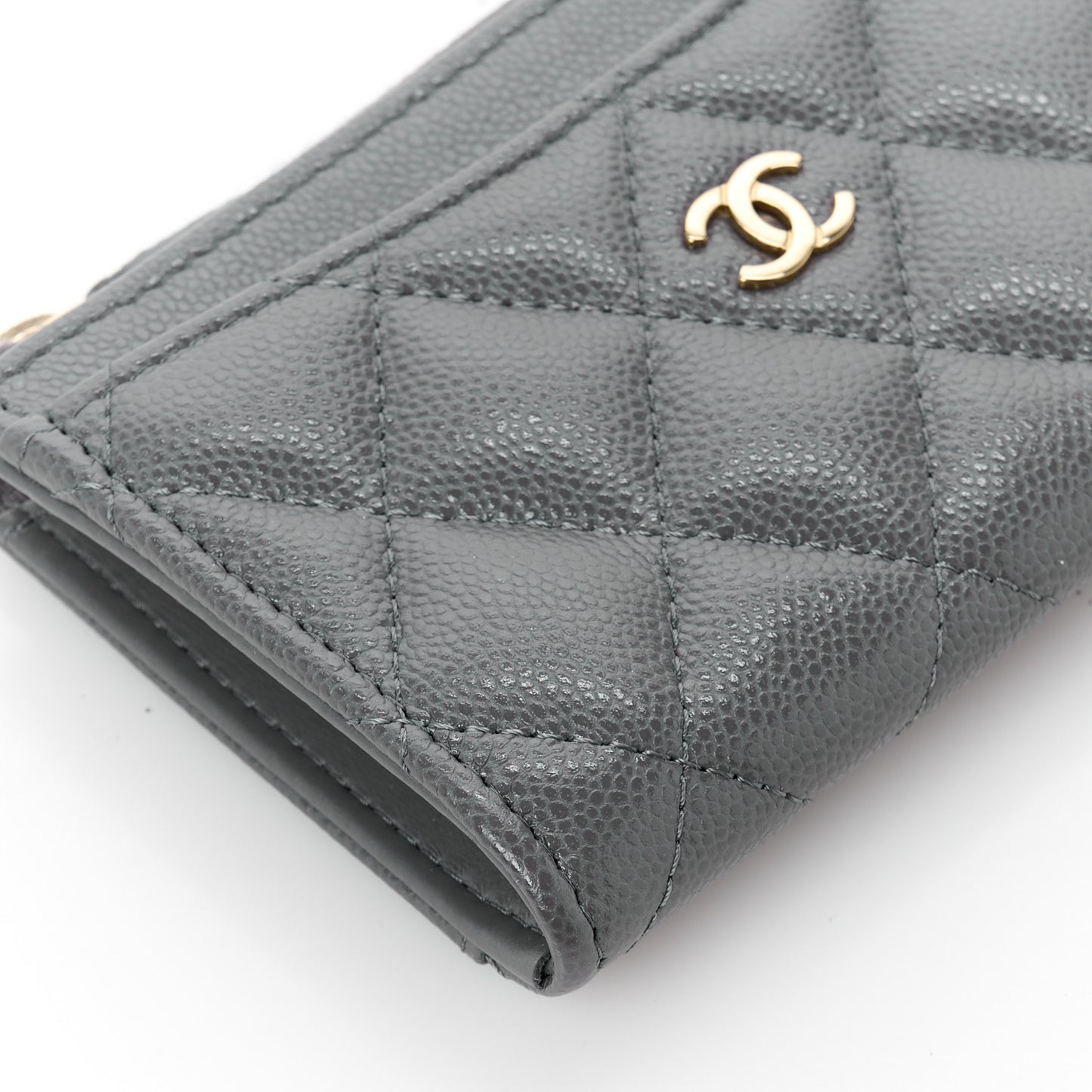 Caviar Quilted CC Zip Around Card Holder Grey