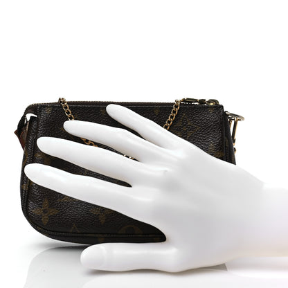 Louis Vuitton Monogram Mini Pochette Accessories 2 of 6