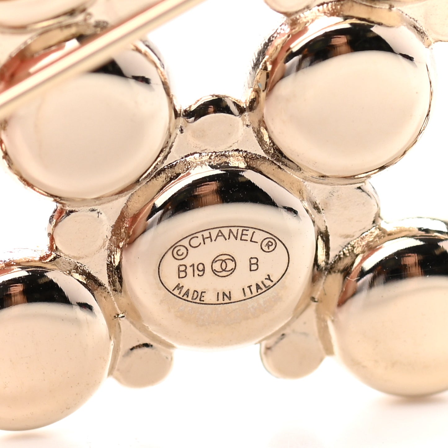 Pearl CC Brooch Black Gold