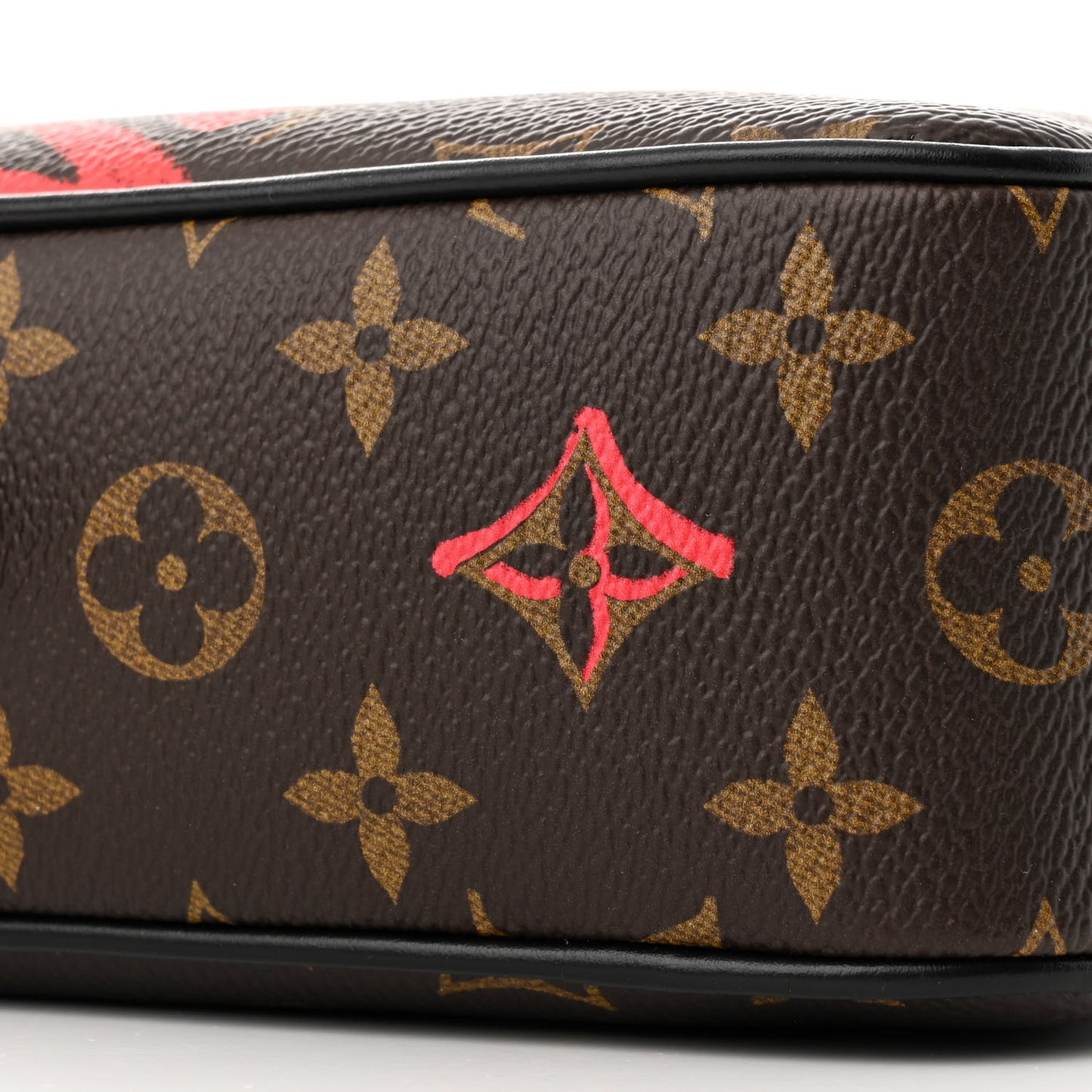 Monogram Fall In Love Sac Coeur