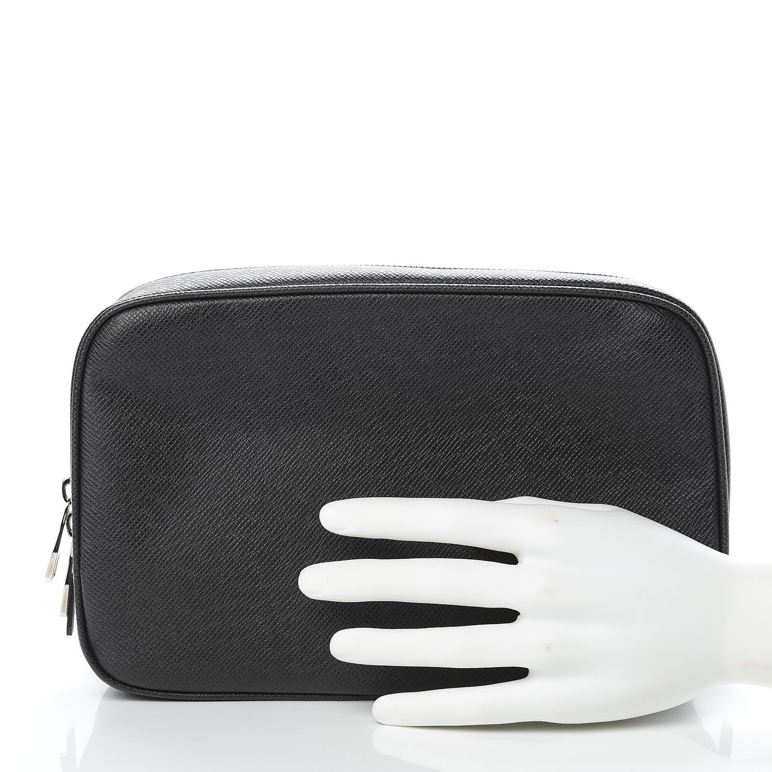 Louis Vuitton Taiga Toiletry Pouch GM Black 2 of 7