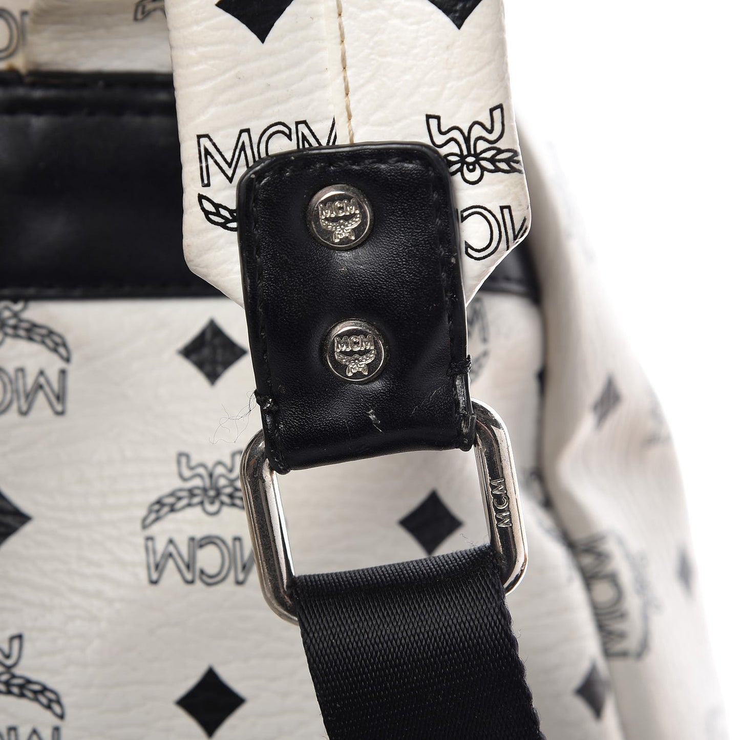 Visetos Studded Medium Stark Backpack White