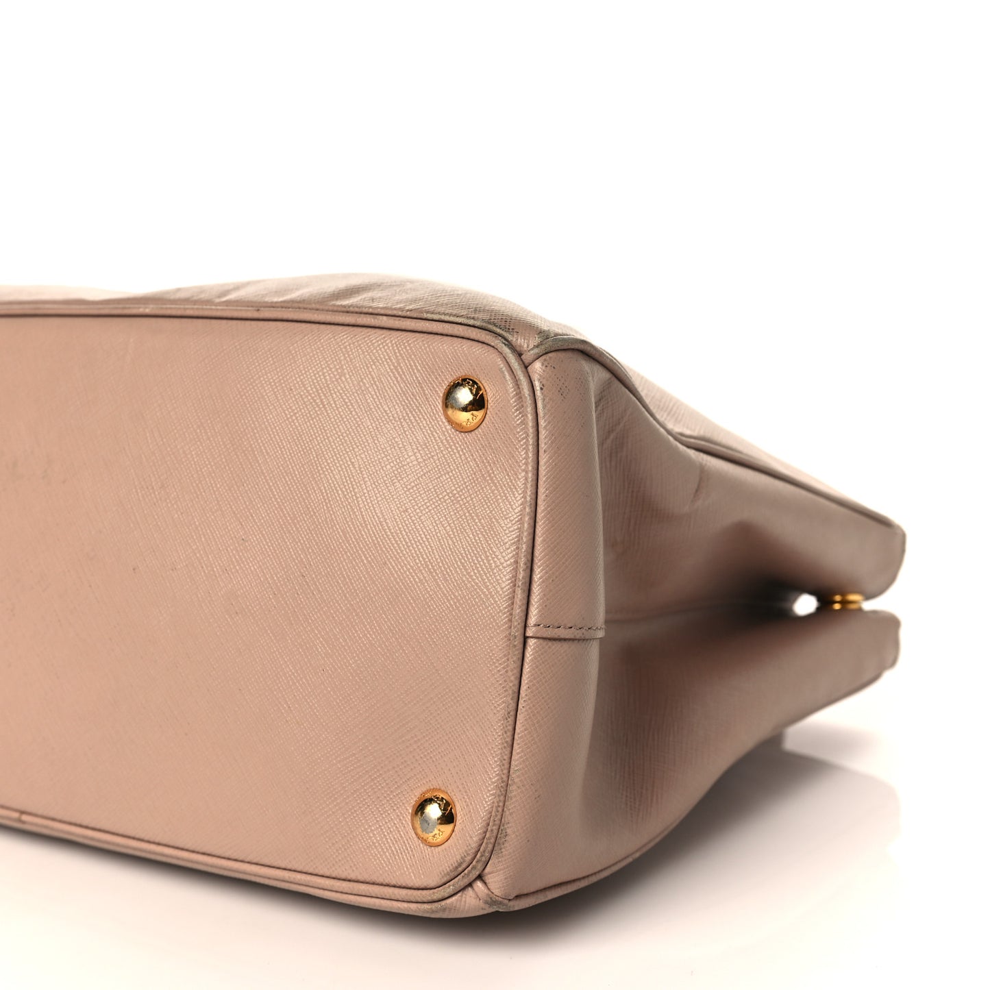 Saffiano Medium Galleria Double Zip Tote Cammeo