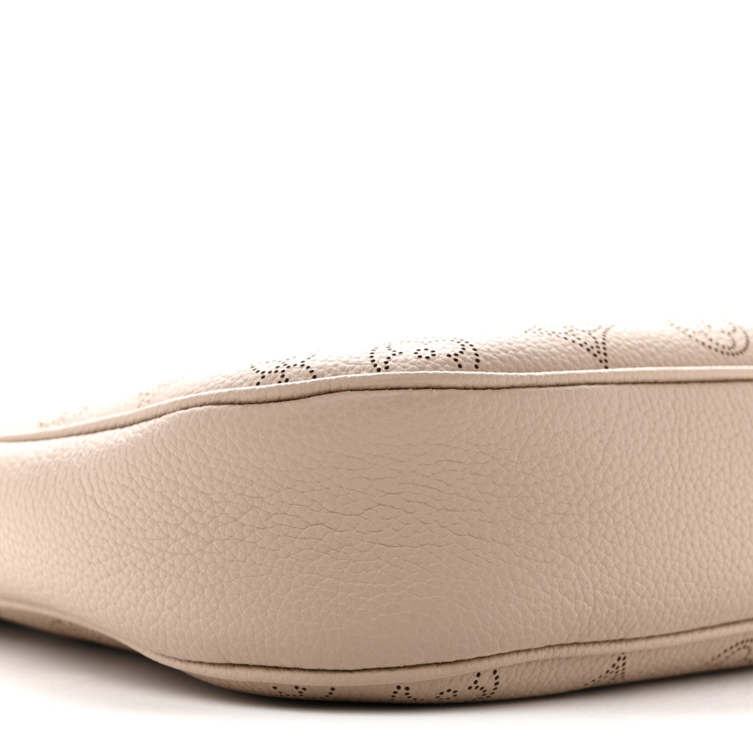 Louis Vuitton Mahina All Around MM Galet 8 of 9