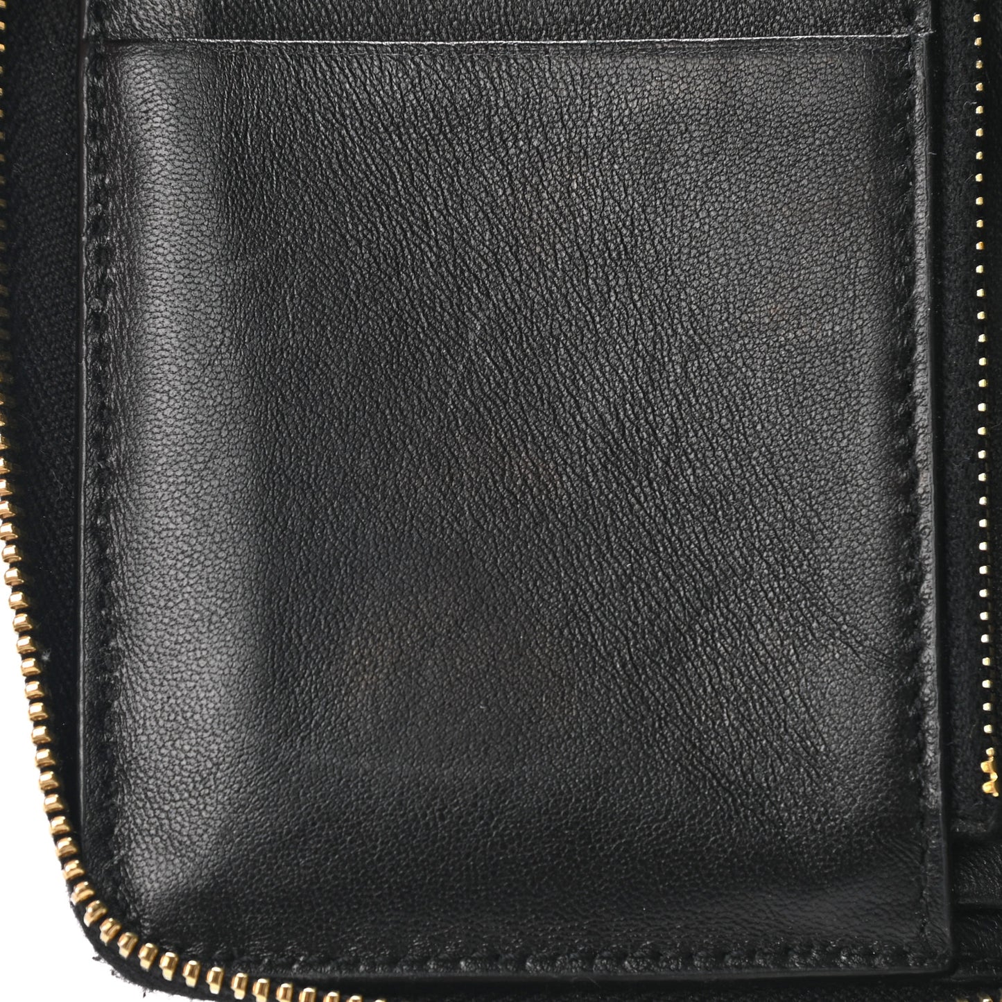 Patent Matelasse Monogram Vicky Zip Around Card Holder Black