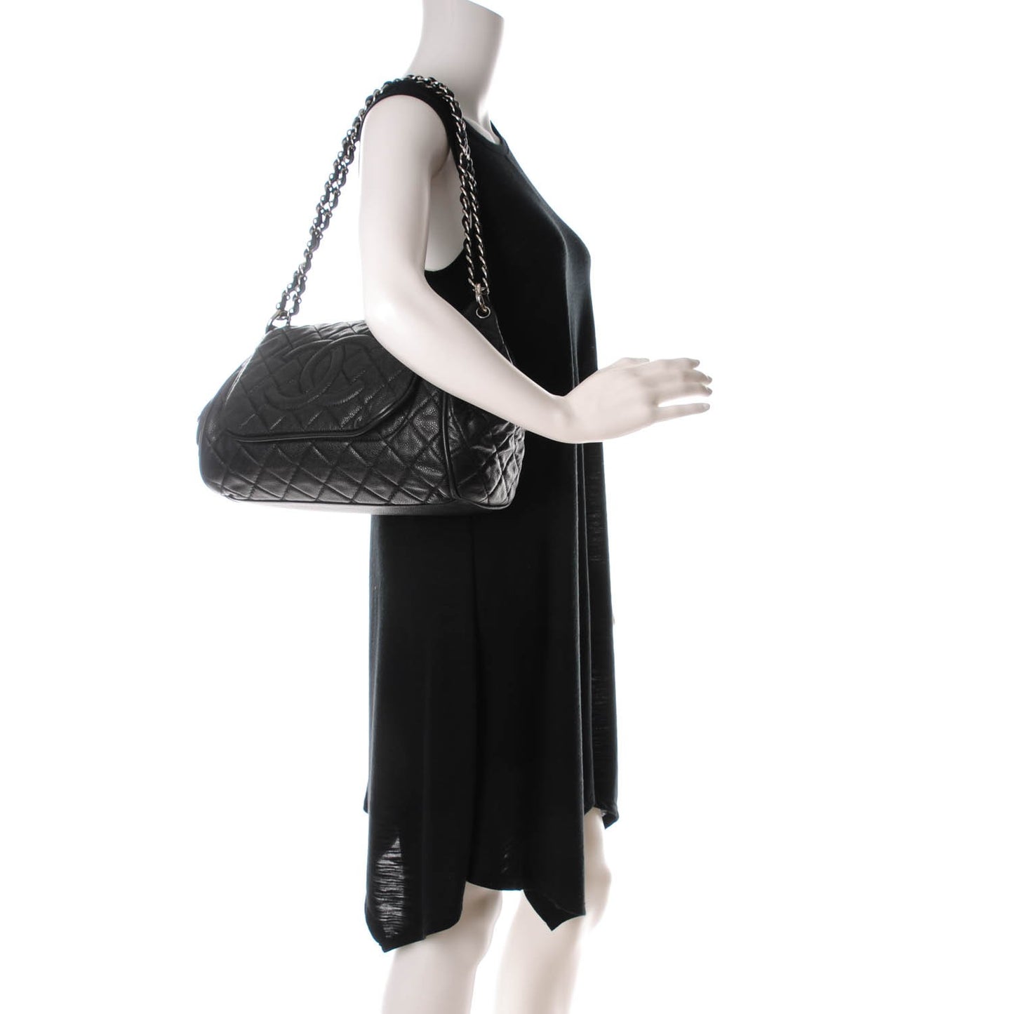 Caviar Quilted Timeless Accordion Flap Black