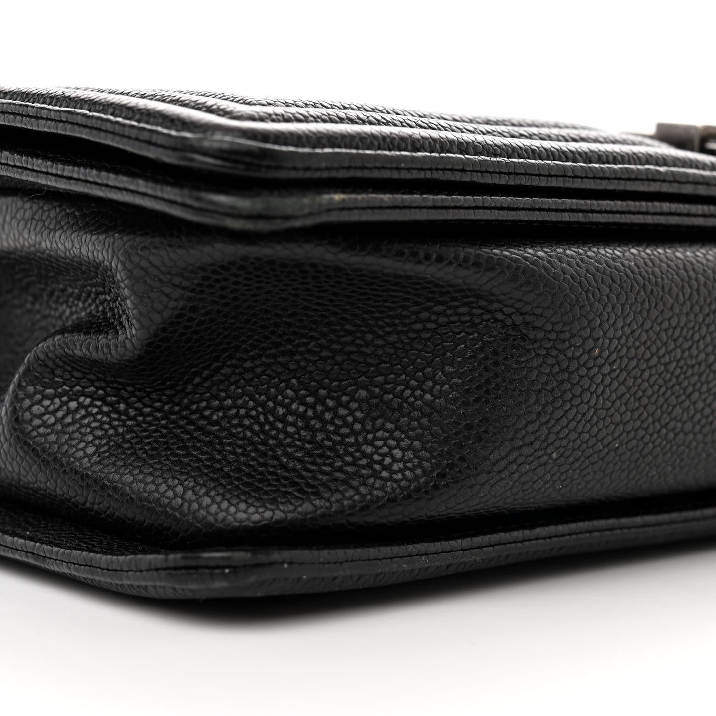 Caviar Quilted New Medium Boy Flap Black