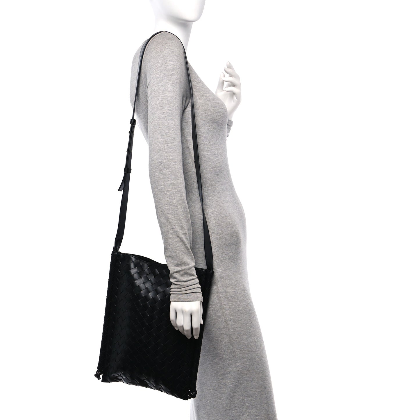 Nappa Intrecciato Large Flat Loop Messenger Black