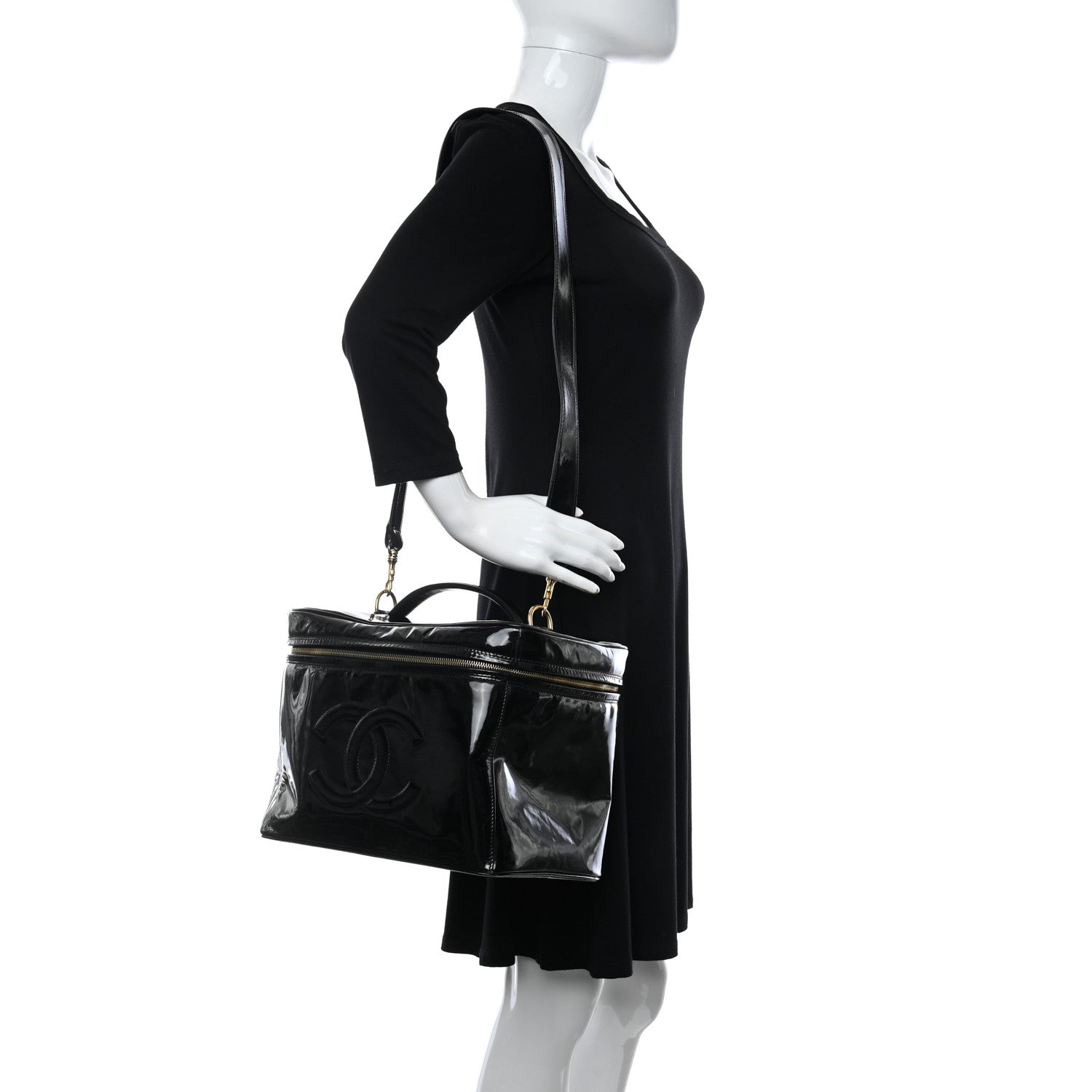 Chanel Patent CC Vanity Cosmetic Case Black 3 of 17