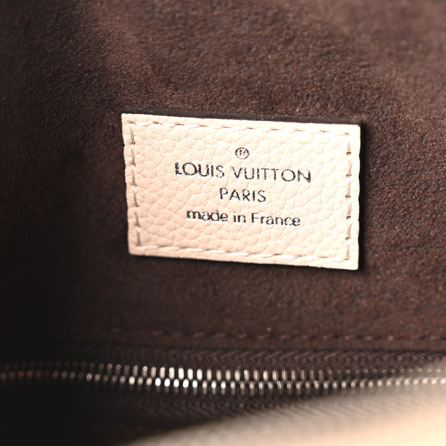 Louis Vuitton Mahina Babylone Chain BB Cream 6 of 9