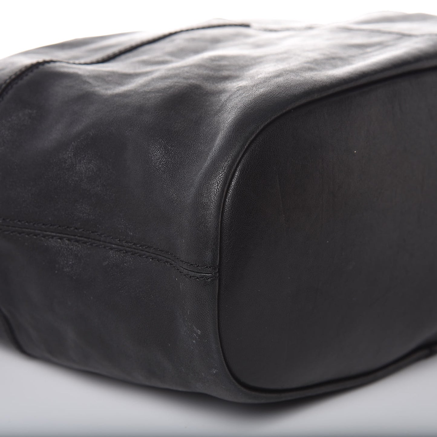 Lambskin Medium Nightingale Black