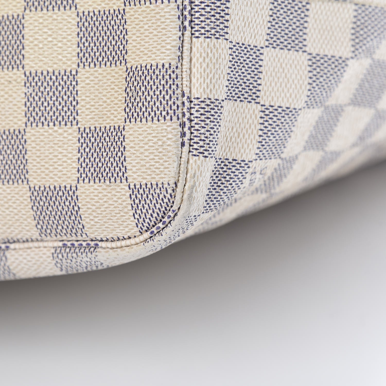 Louis Vuitton Damier Azur Neverfull MM 17 of 22