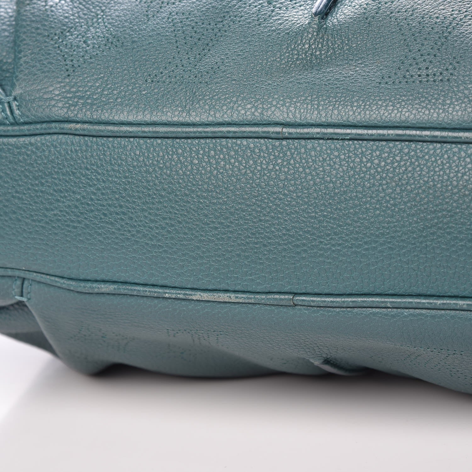 Louis Vuitton Mahina Selene MM Lagon 11 of 12