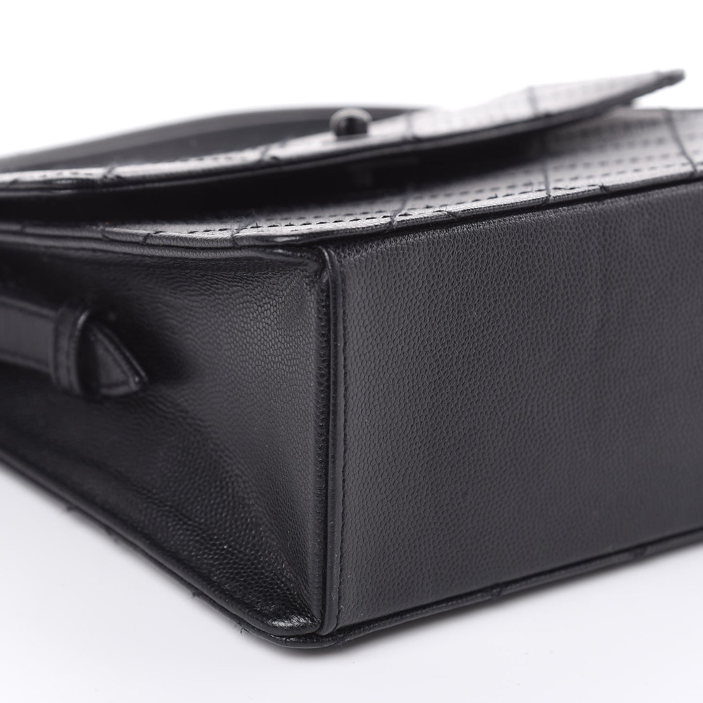 Caviar Diamond Stitched Square Flap So Black