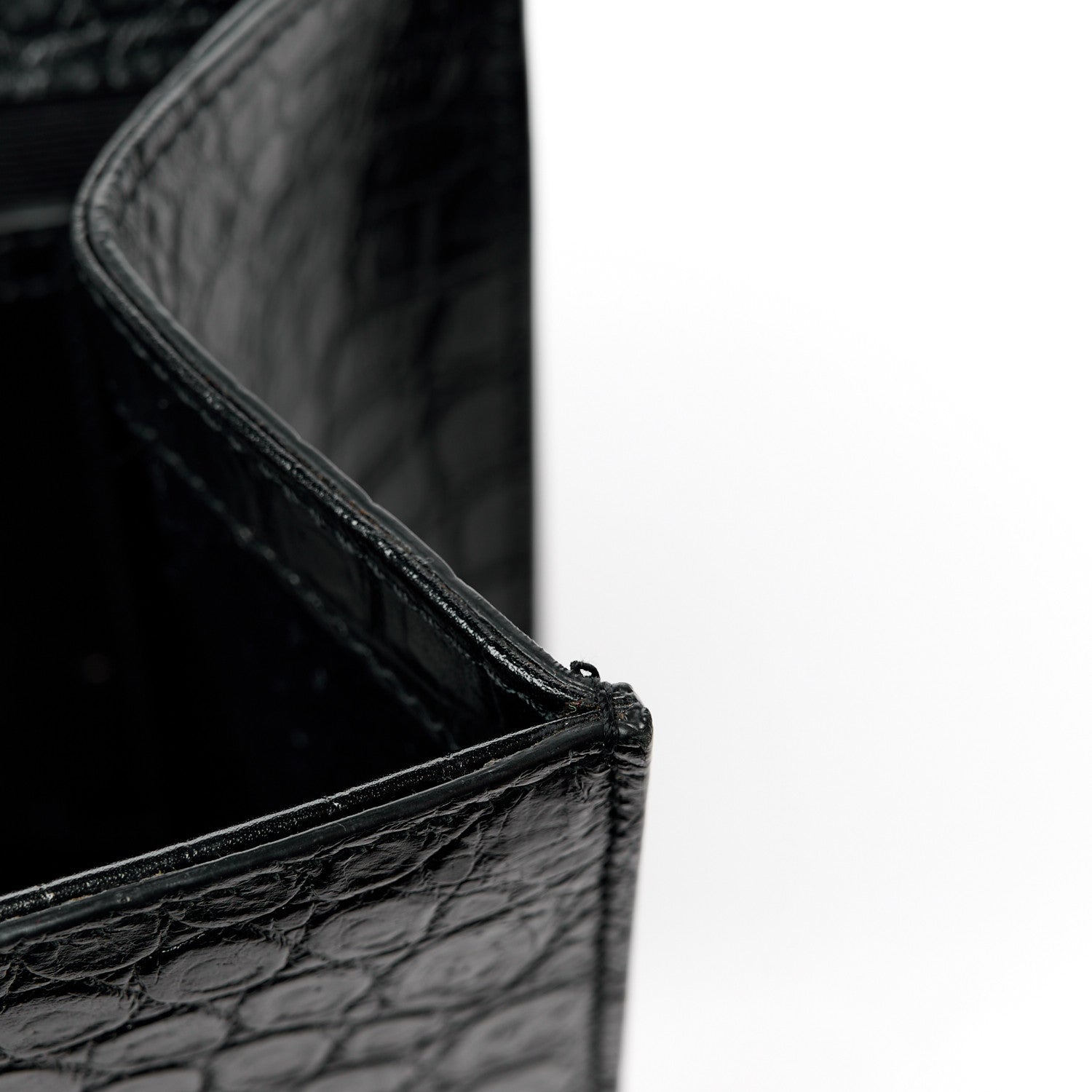 Saint Laurent Calfskin Crocodile Embossed Large Classic Monogram Kate Satchel Black 16 of 16